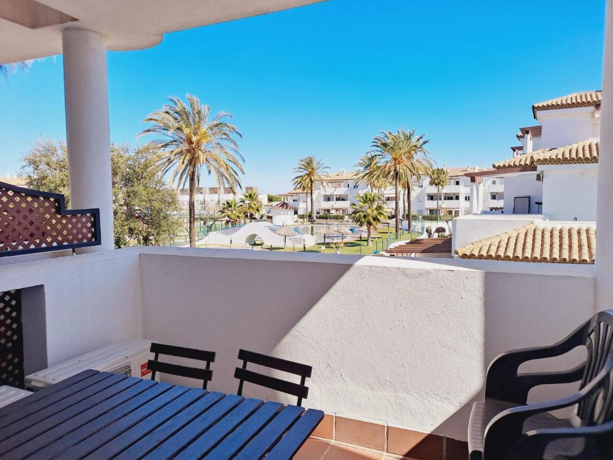 Apartamentos Turisticos Taymar Chiclana de la Frontera Kültér fotó