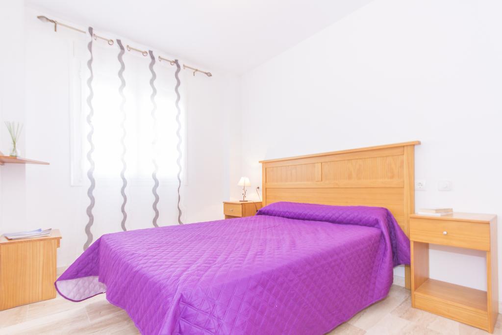 Apartamentos Turisticos Taymar Chiclana de la Frontera Kültér fotó