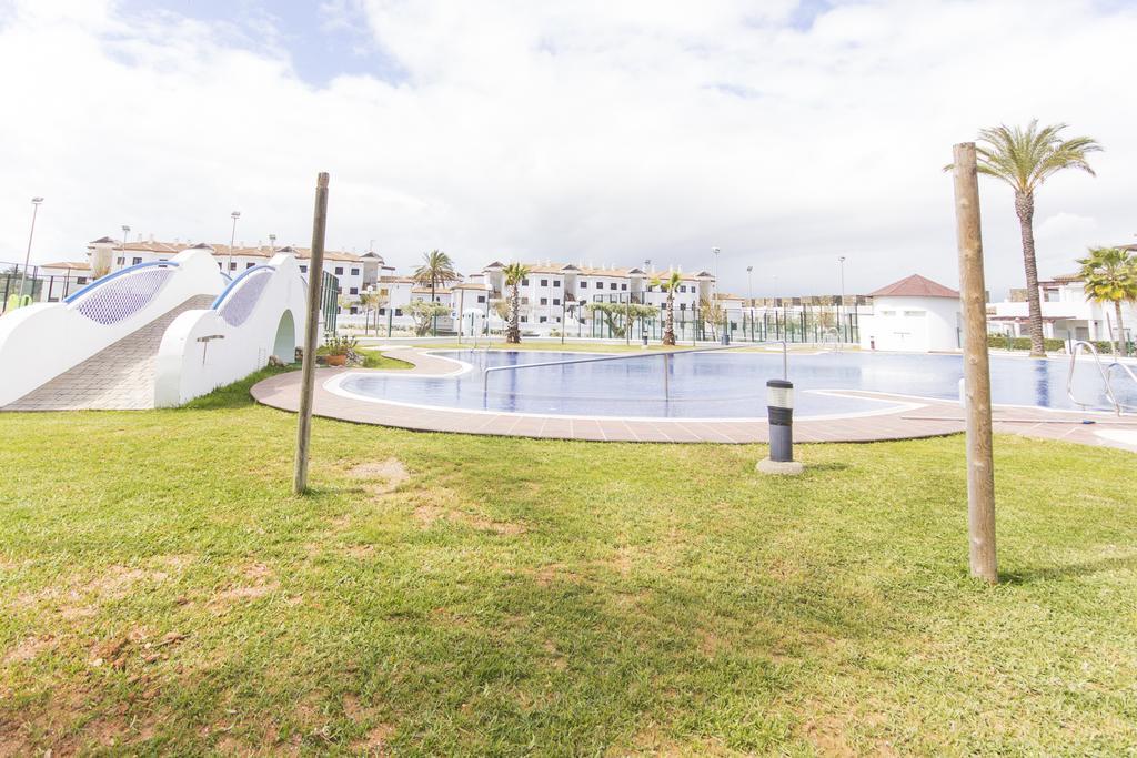 Apartamentos Turisticos Taymar Chiclana de la Frontera Kültér fotó